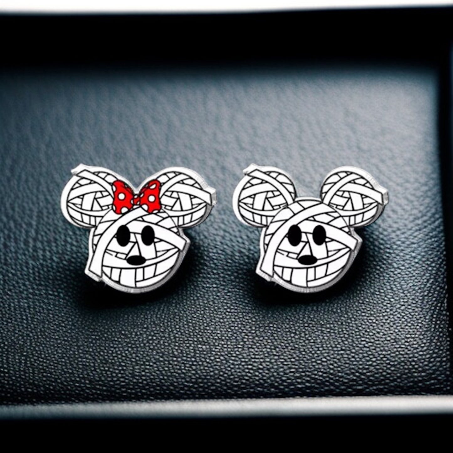 Hauntingly Cute Halloween Stud Earrings – Spooktacular Styles Await!
