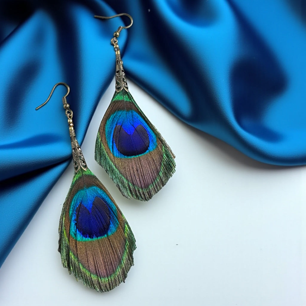 Peacock Feather Dangle Earrings – Add Some Festival Flair!