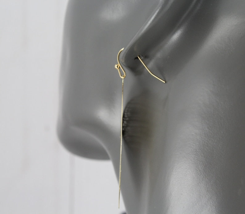 Delicate Gold Leaf Earrings – Nature's Elegance for Your Ears! ✨
