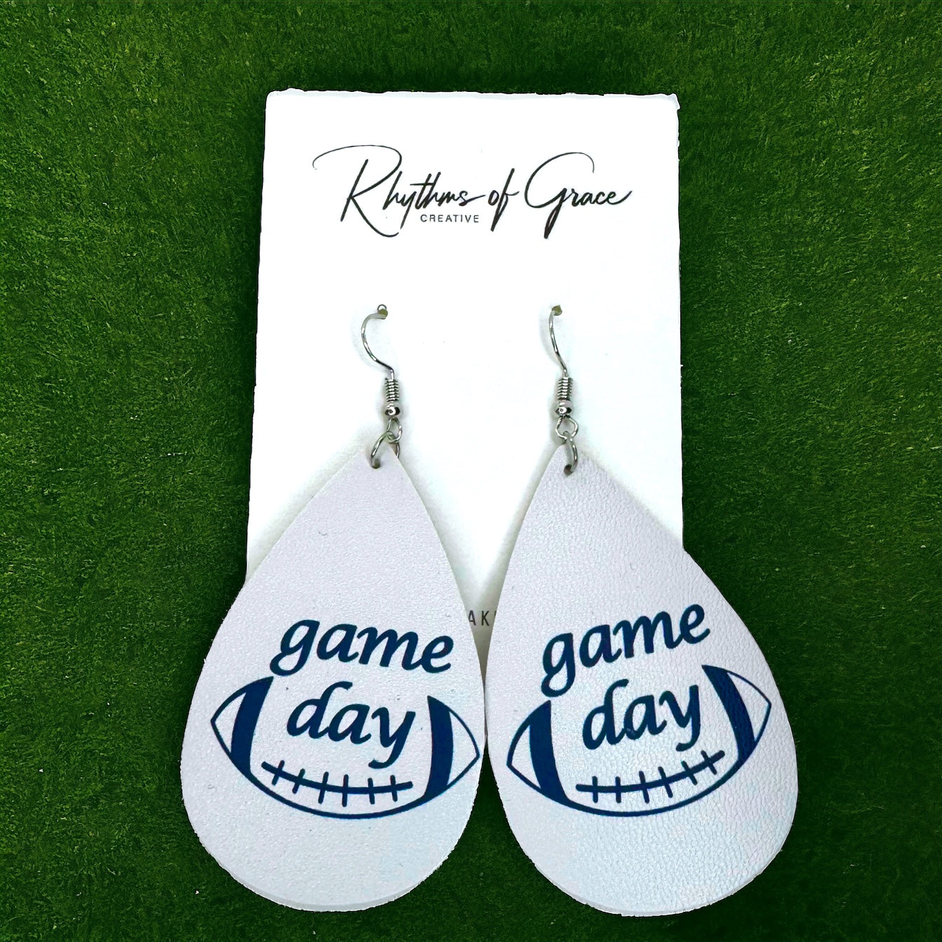 Touchdown in Style: Game Day Earrings for the Ultimate Fan! 🏈