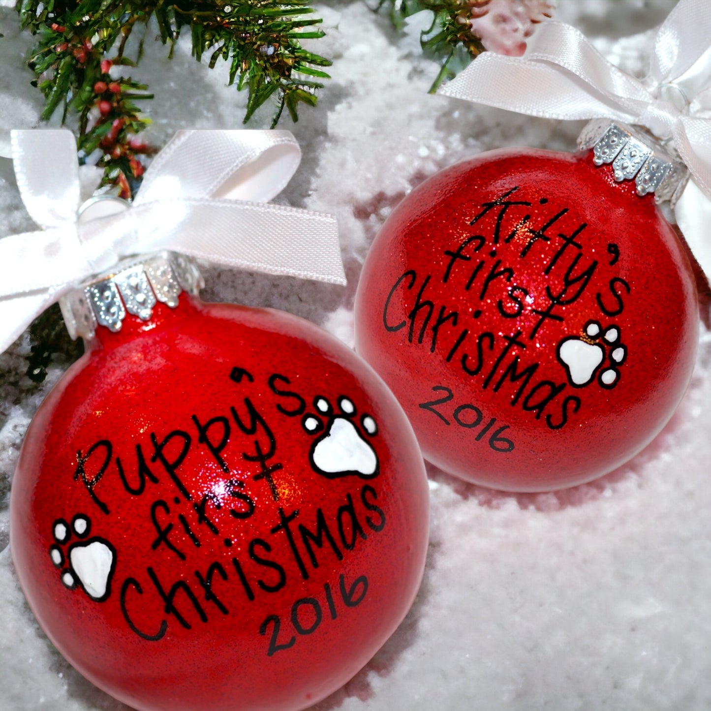 Pawsitively Adorable: Kitty's First Christmas Ornament!