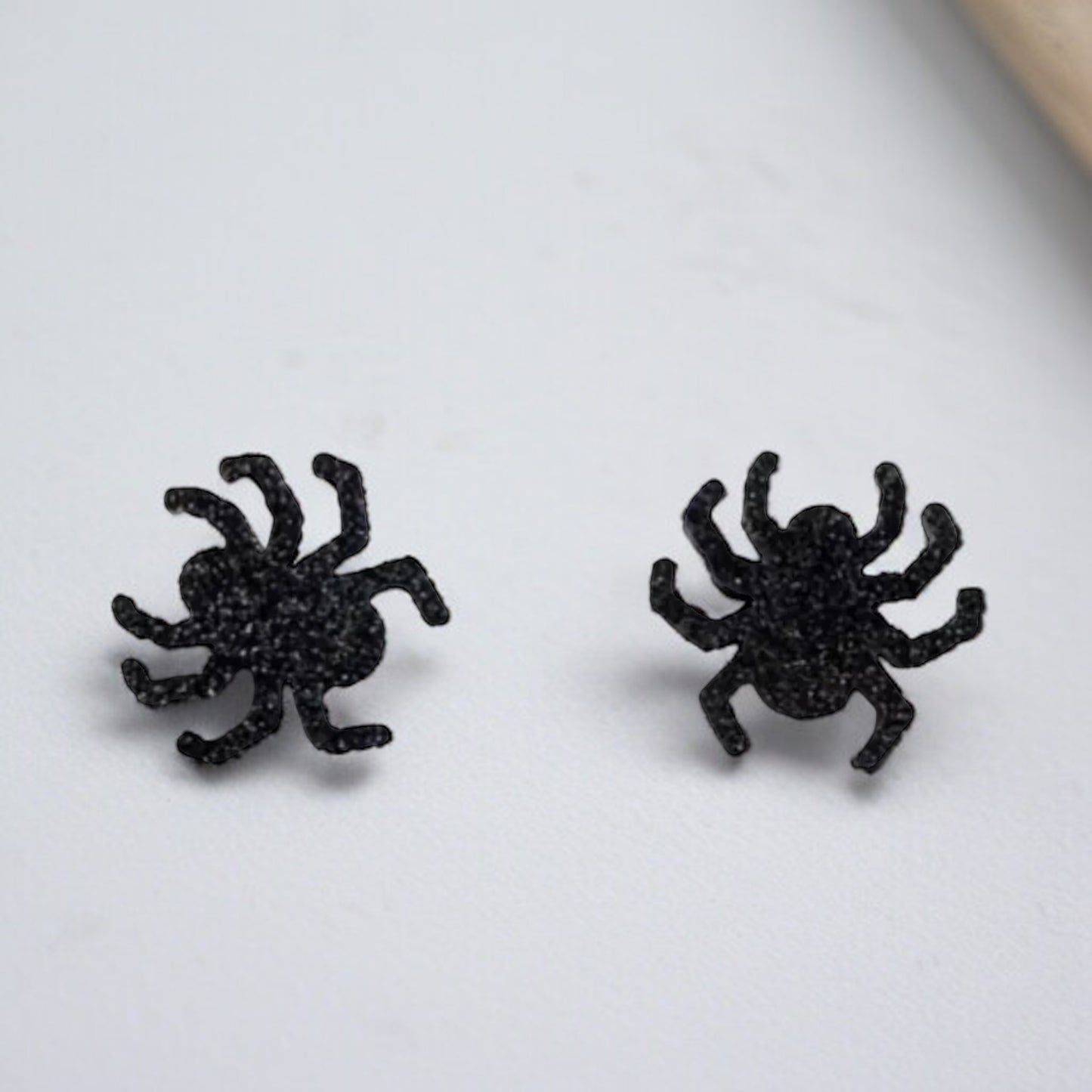 Bewitching Black Glitter Spider Studs! New Halloween Favorite!🕷️