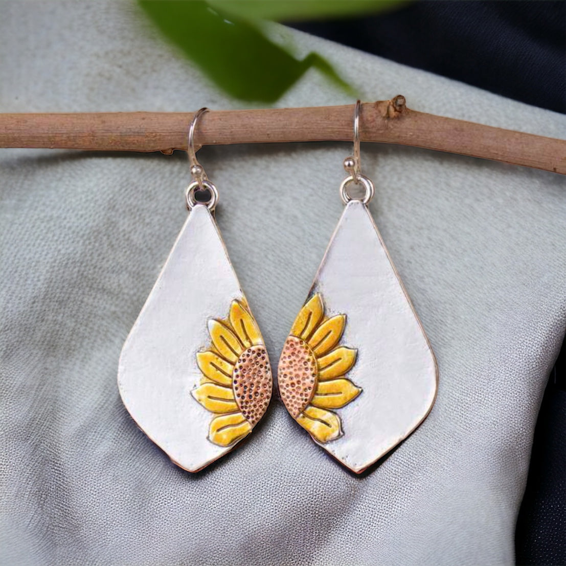 Boho Bliss: Dangle Earrings for Effortless Style!