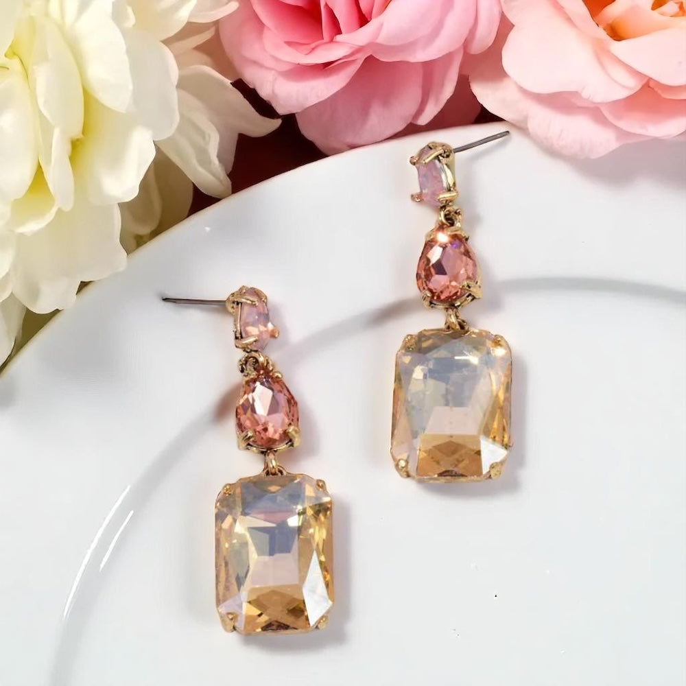 Blush & Sparkle: Stunning Pale Pink Rhinestone Drop Earrings!