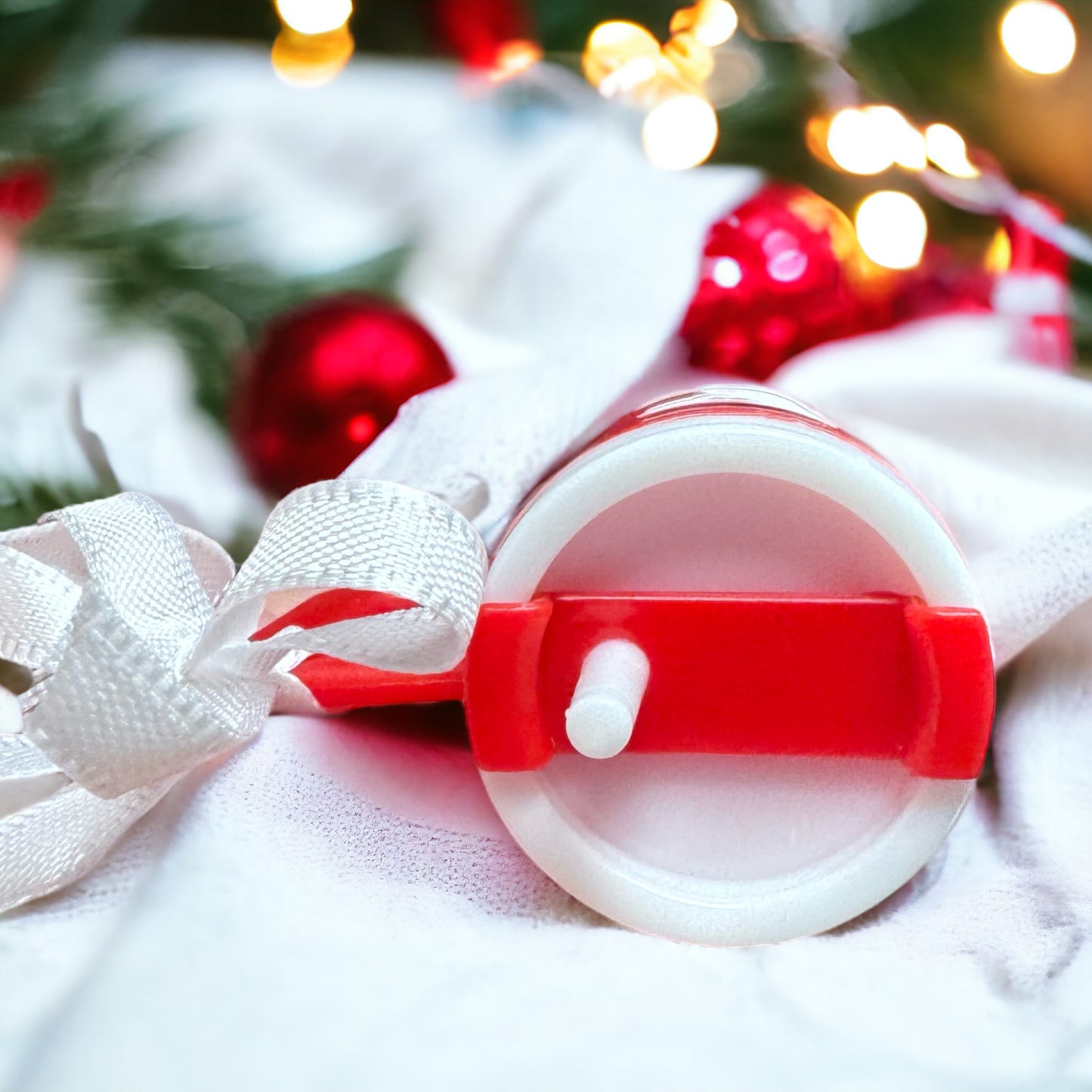 Sip, Store, & Shine: Mini Tumbler Keychains!