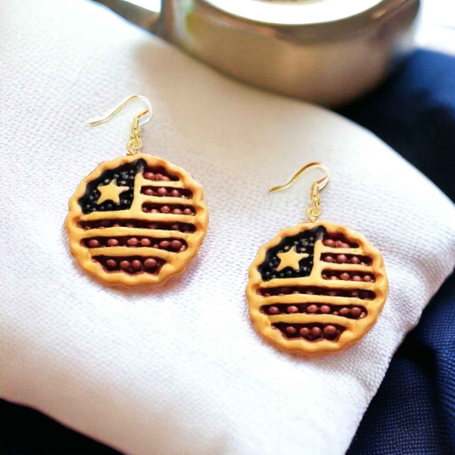 Patriotic American Pie Dangle Earrings - Festive Jewelry for a Bold Statement