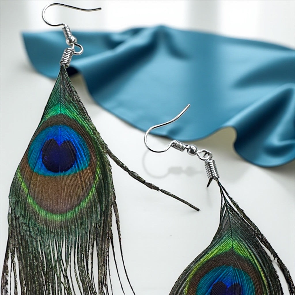 Elevate Your Style with Our Peacock Feather Dangle Earrings!