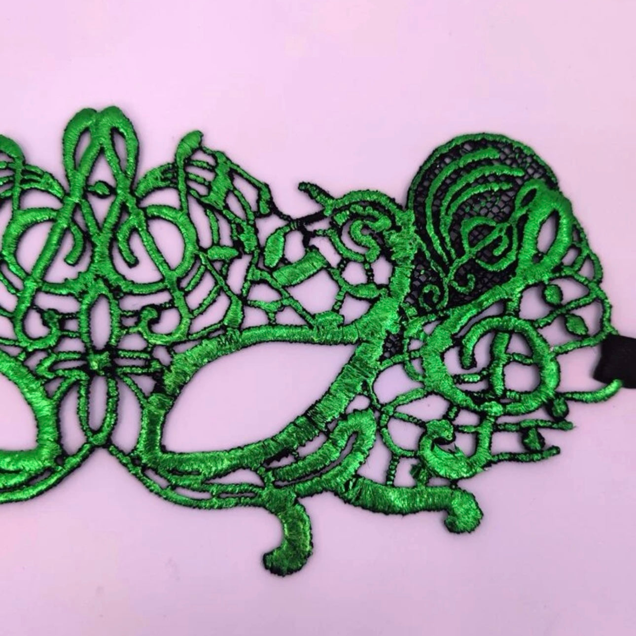 Symphony in Green – Musical Note Lace Masquerade Mask
