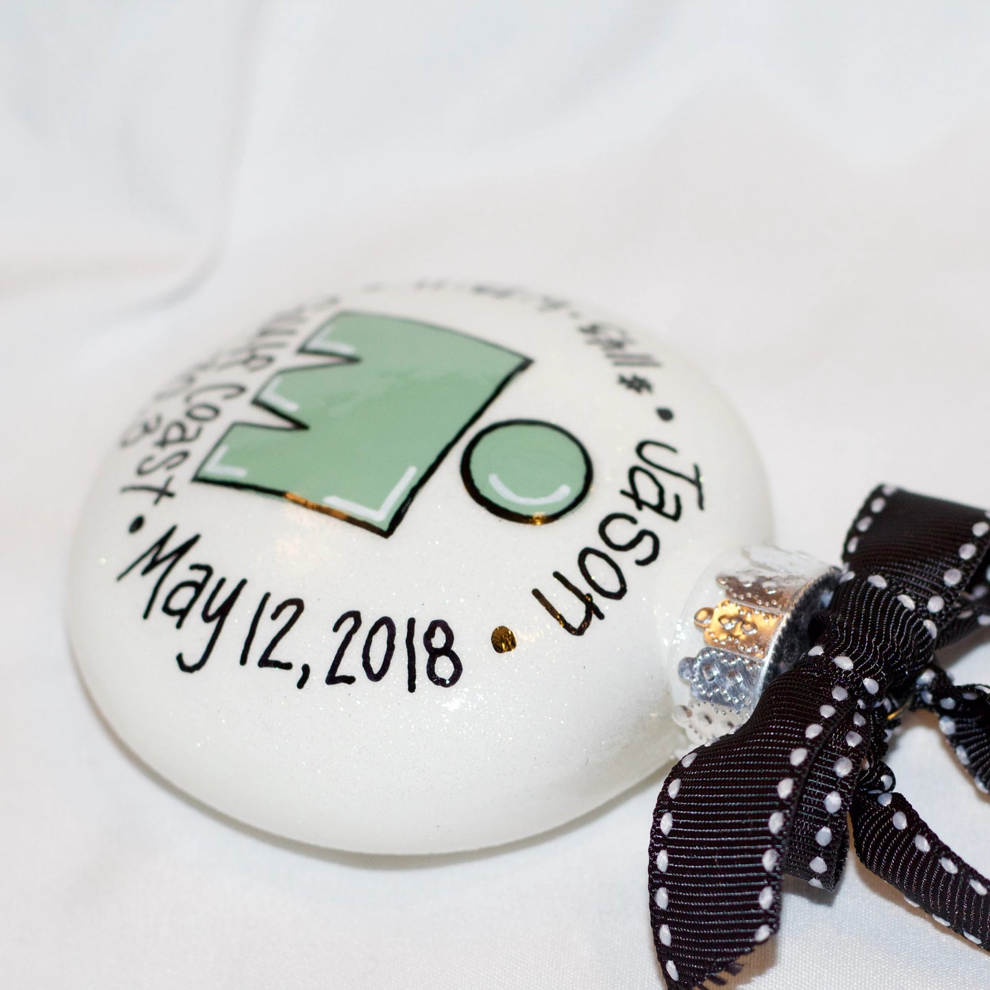 Custom Hand-Painted Triathlon Ornament - Personalized Runner Holiday Decoration