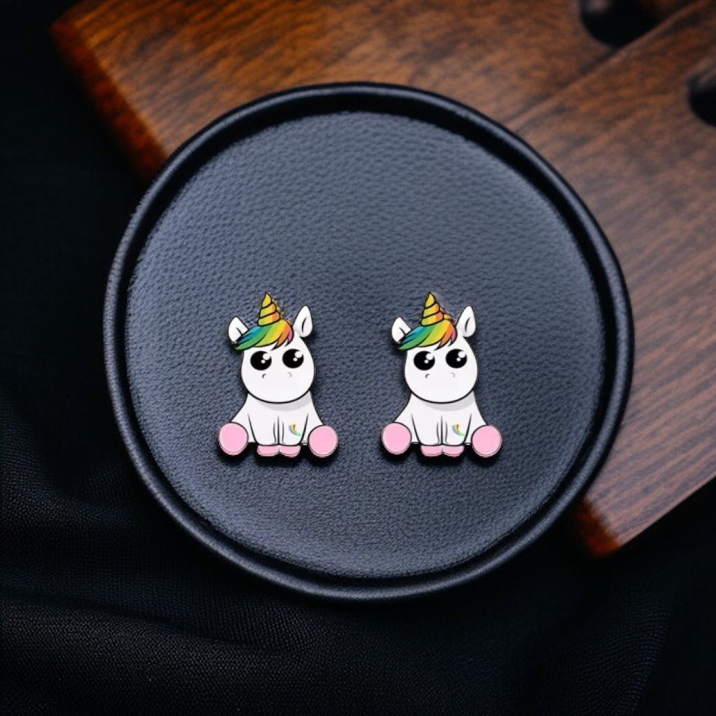 Whimsical Unicorn Studs: A Touch of Magic for Your Ears! 🦄