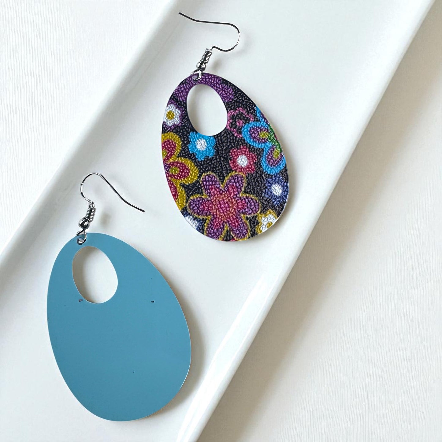 Colorful Hippie Chic Dangle Earrings – Groovy Style Awaits!✌️