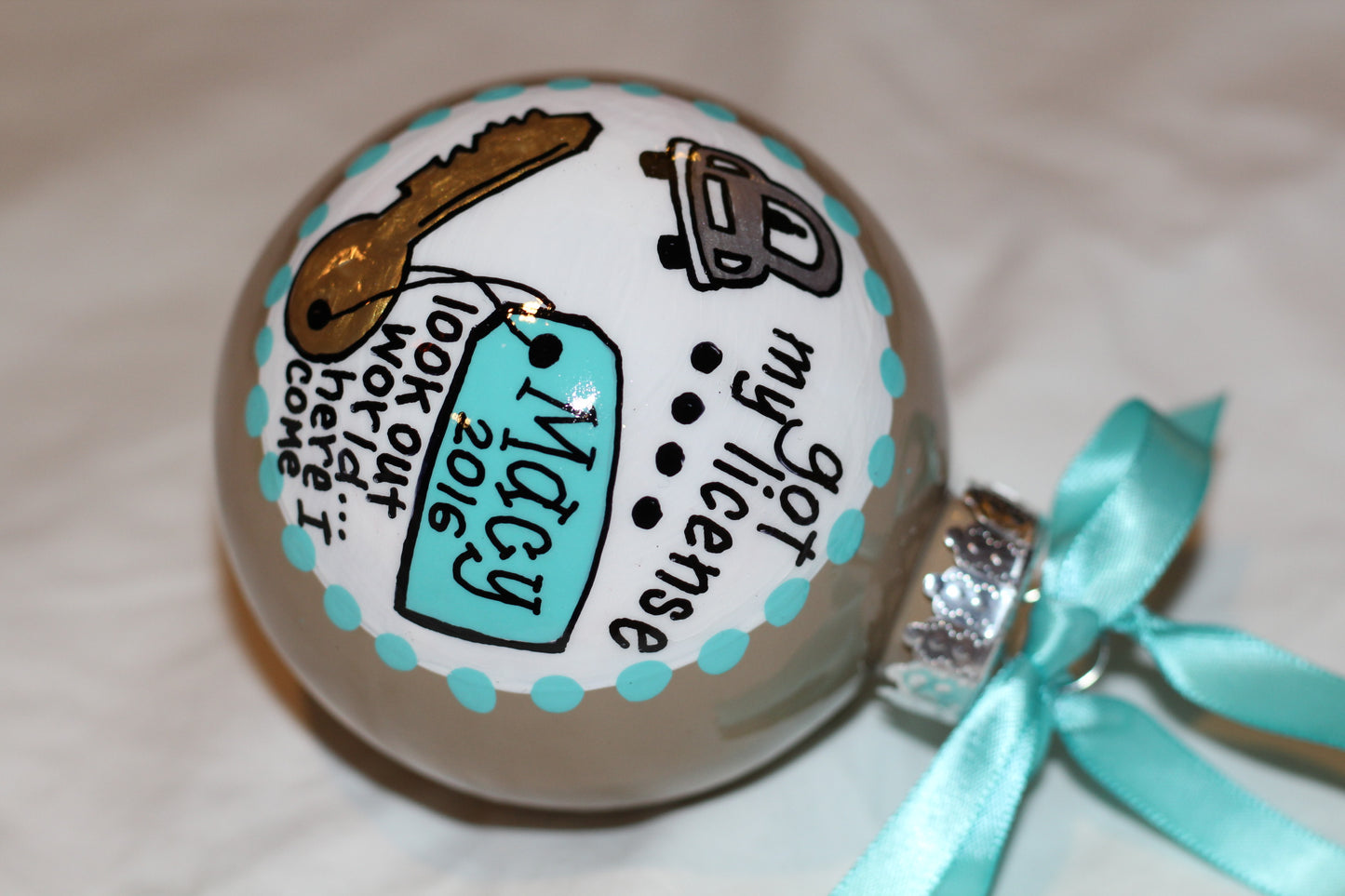 Christmas Ornament: "Driver's License" – Celebrate the New Driver in Your Life