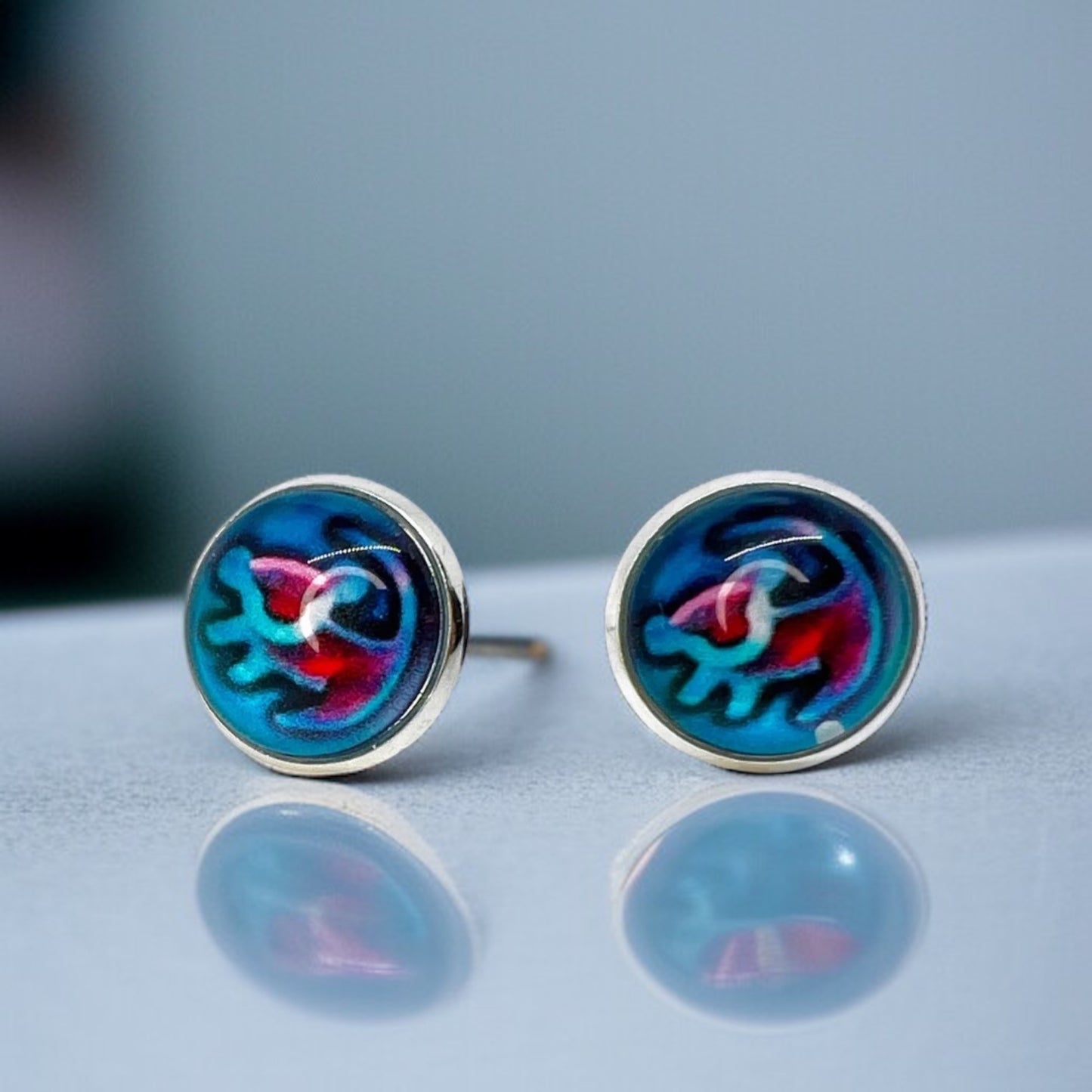 Roar into Style with Lion King Cabochon Stud Earrings!
