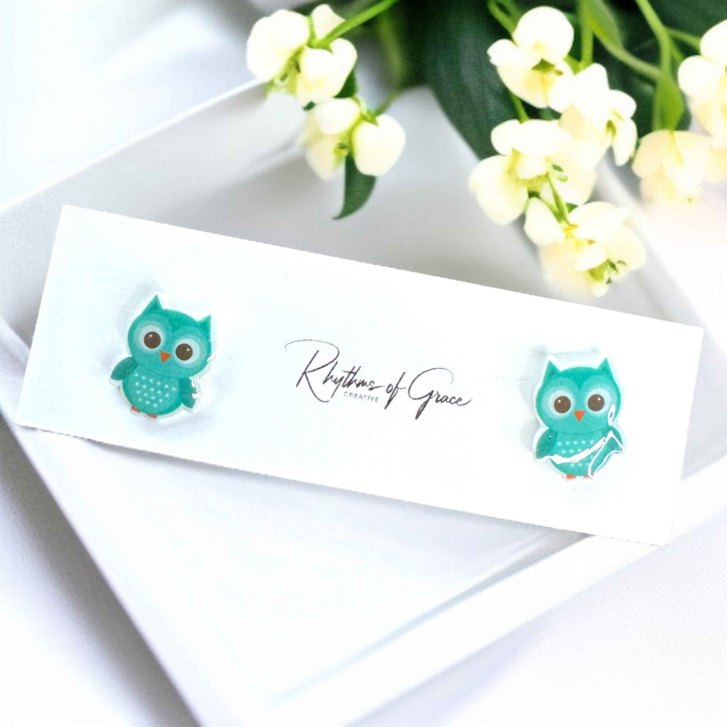 Cartoon Owl Stud Earrings: A Hoot for Your Ears!