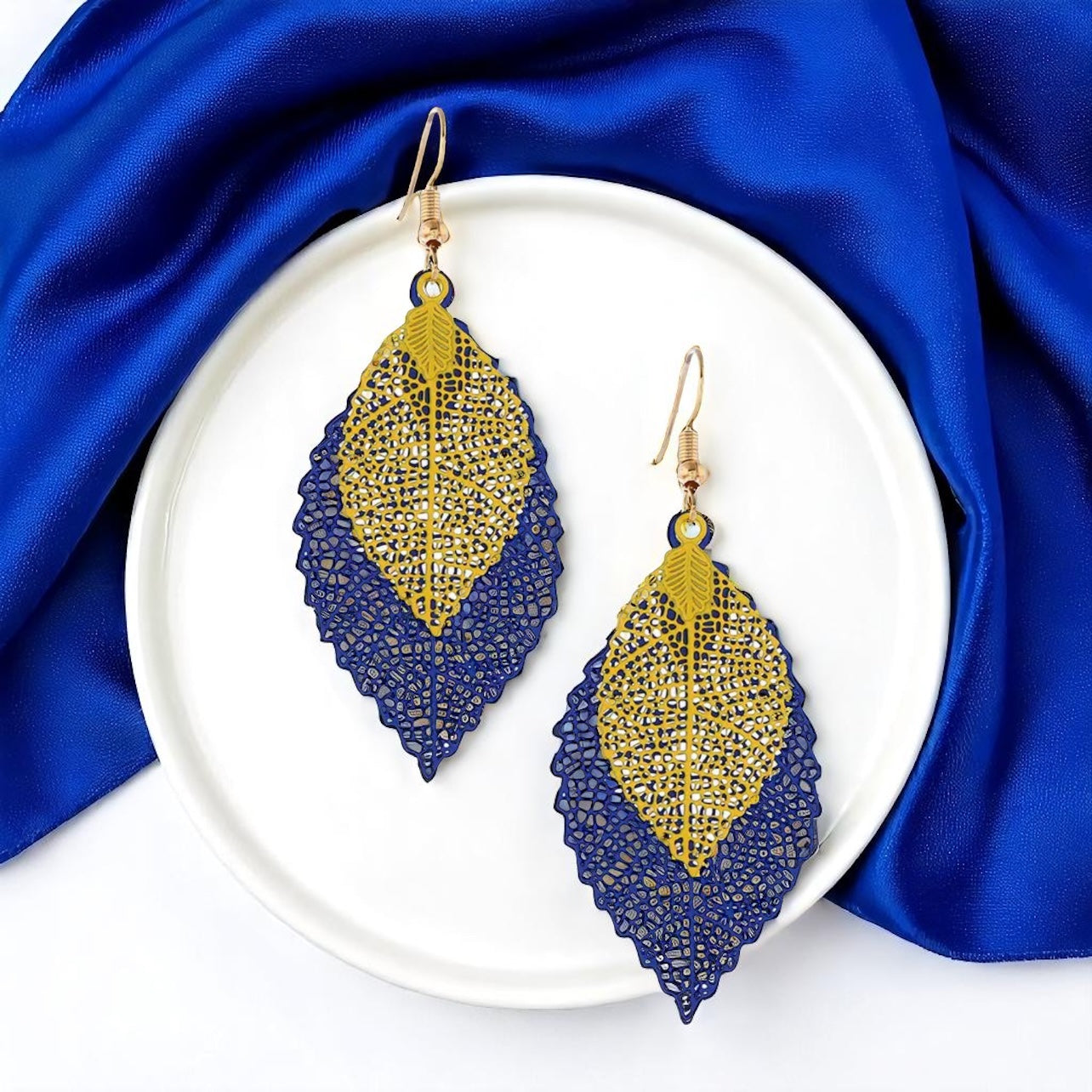 Vibrant Multicolored Earrings – A Splash of Fun for Your Ears! ✨