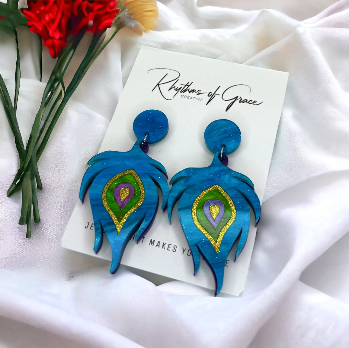 Flaunt Your Flair: Enchanting Peacock Feather Earrings!