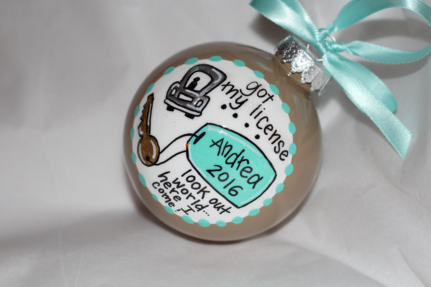 Christmas Ornament: "Driver's License" – Celebrate the New Driver in Your Life