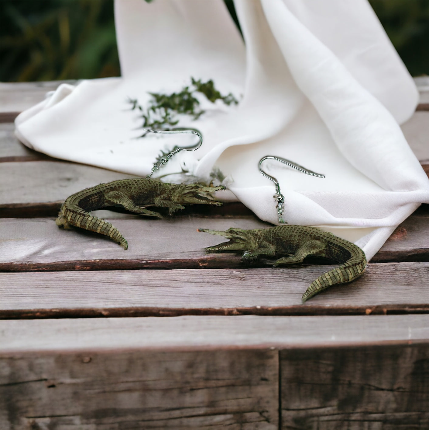 Unleash Your Wild Style with Fierce Alligator Dangle Earrings!
