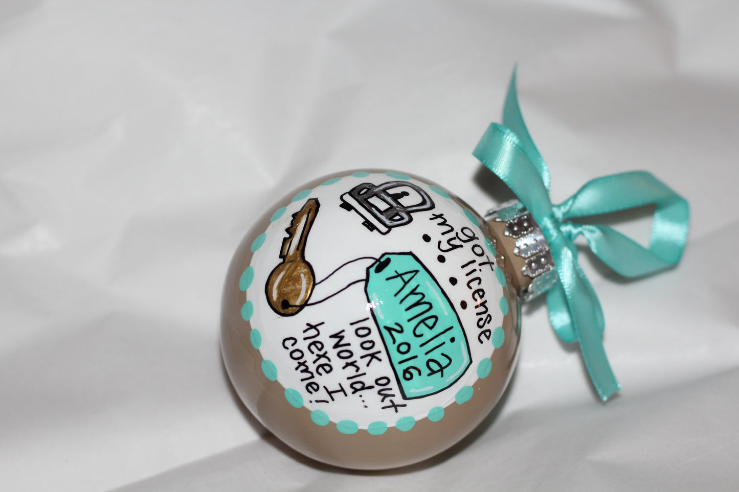 Christmas Ornament: "Driver's License" – Celebrate the New Driver in Your Life