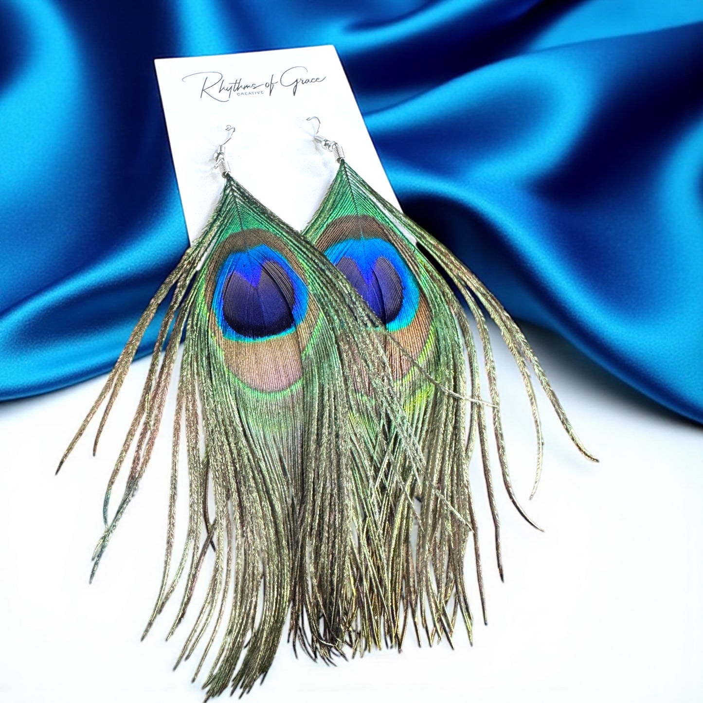 Boho Peacock Feather Dangle Earrings – Lightweight, Bold & Beautiful! 🦚