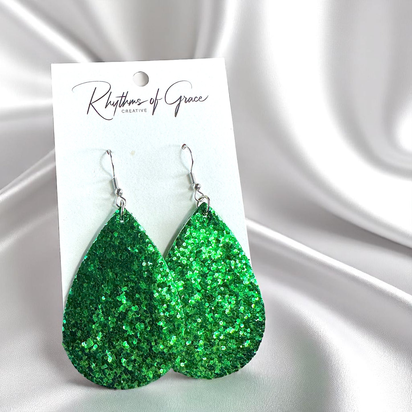 Sparkle & Shine: Glitter Teardrop Dangle Earrings ✨