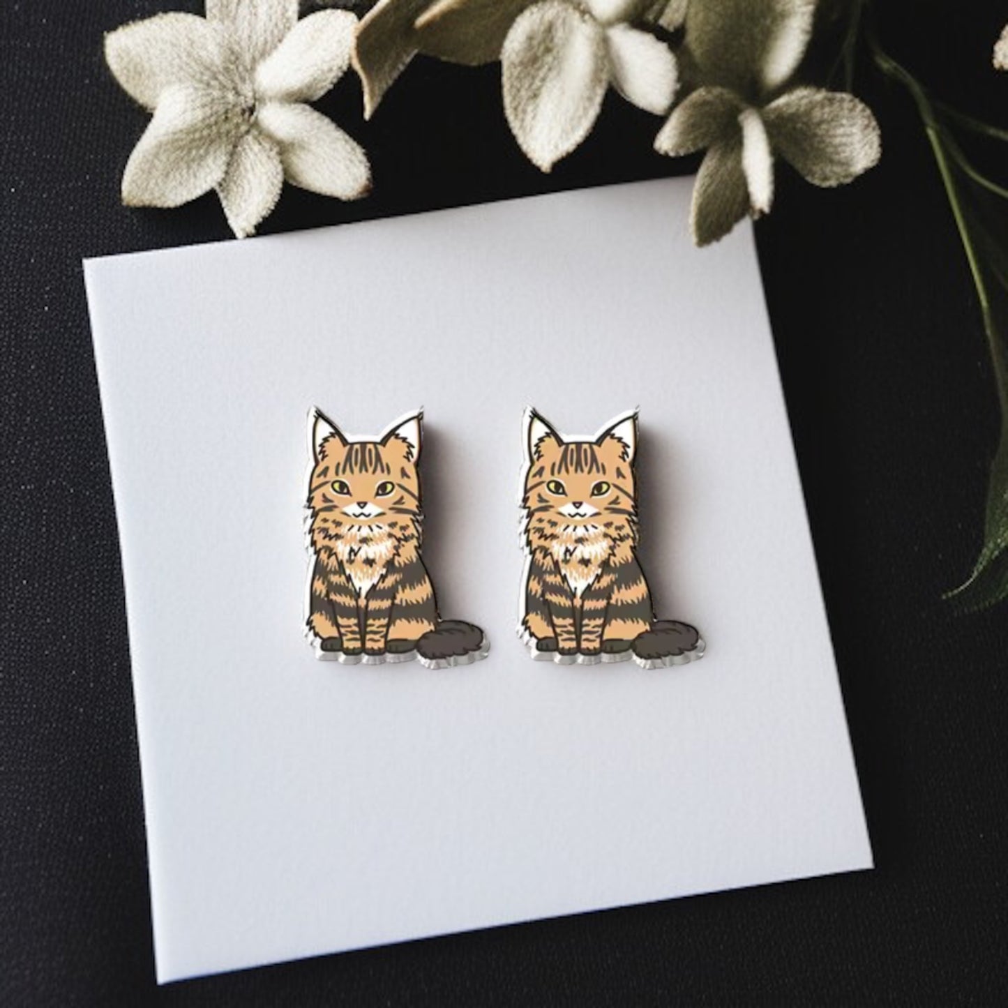 Purr-fectly Adorable Cat Stud Earrings 🐾