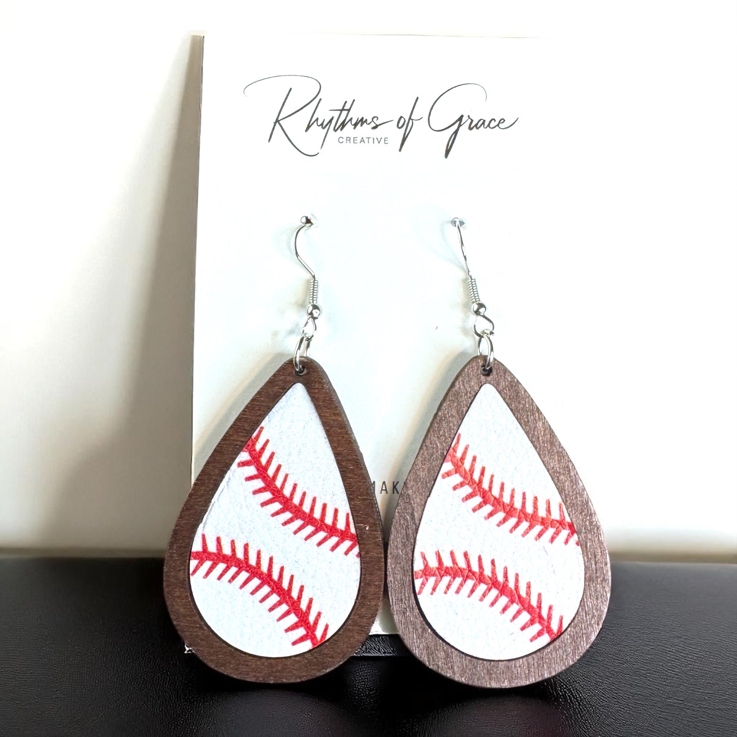 Swing into Style: Catchy Baseball Dangle Earrings for Every Fan!