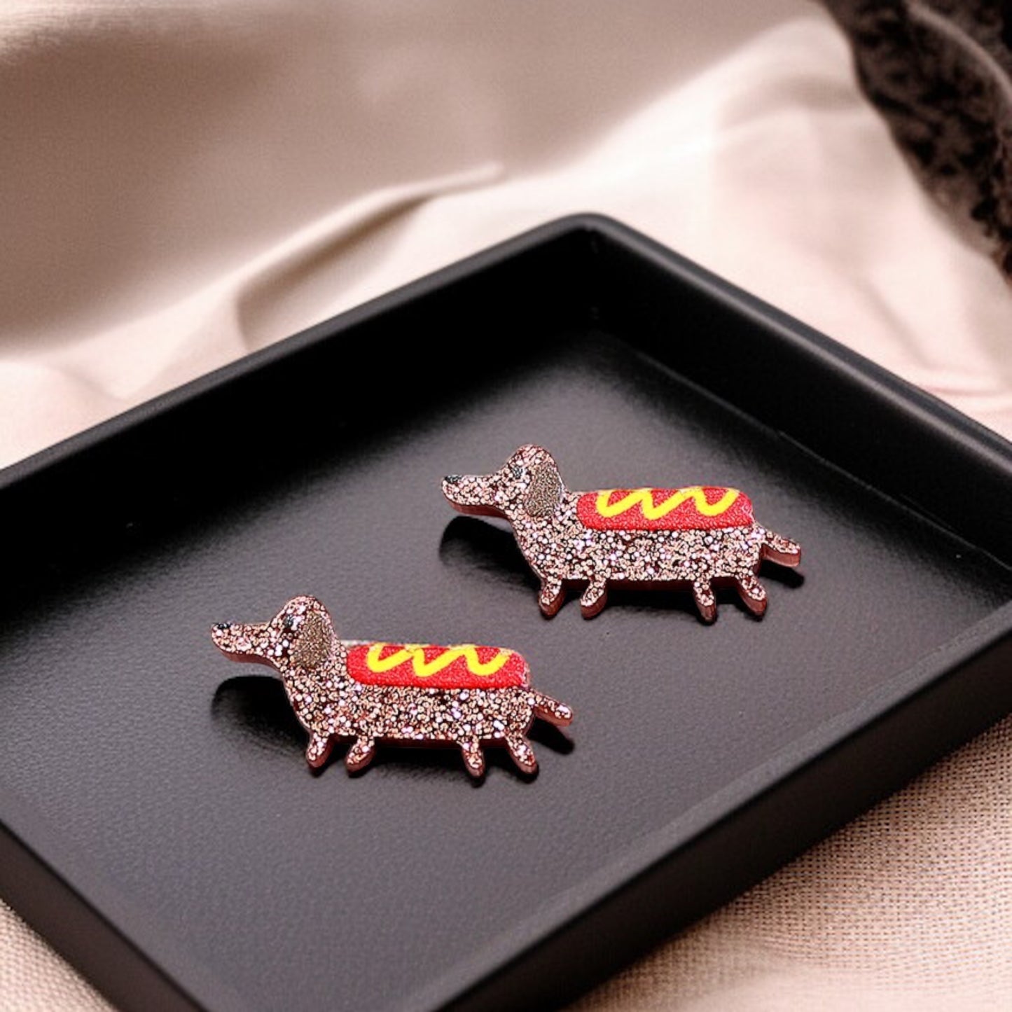 Dachshund Delight: Weenie Dog Stud Earrings! 🐾