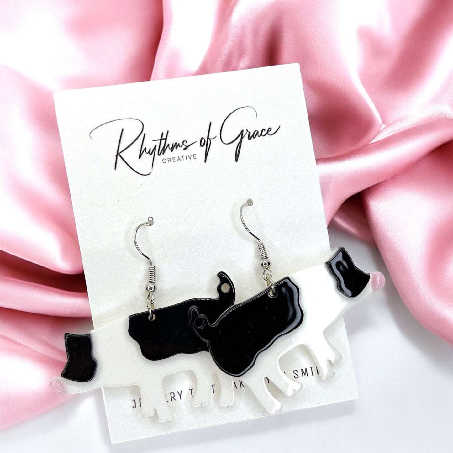 Oink-tastic Pig Dangle Earrings – Adorable Farmyard Charm for Every Occasion!