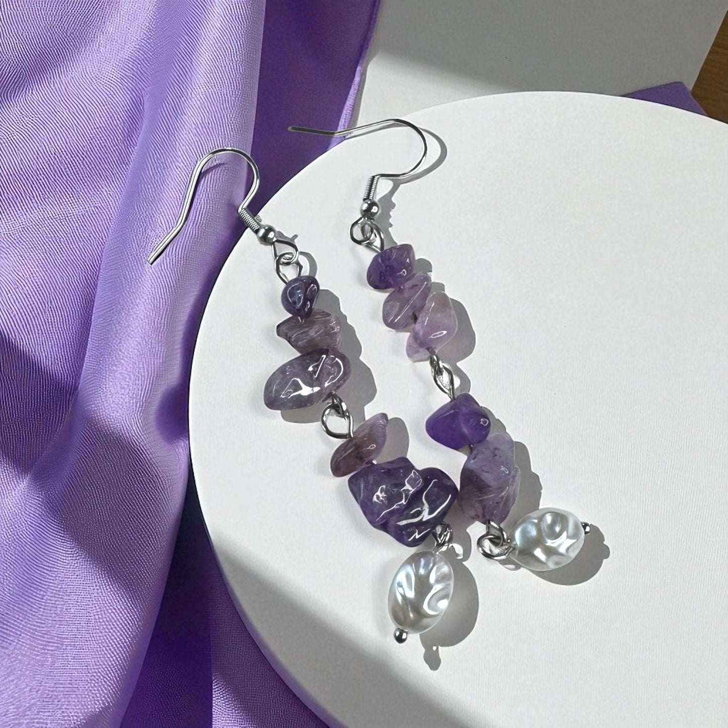Boho Chic Purple Beaded Dangle Earrings – Lightweight Elegance!