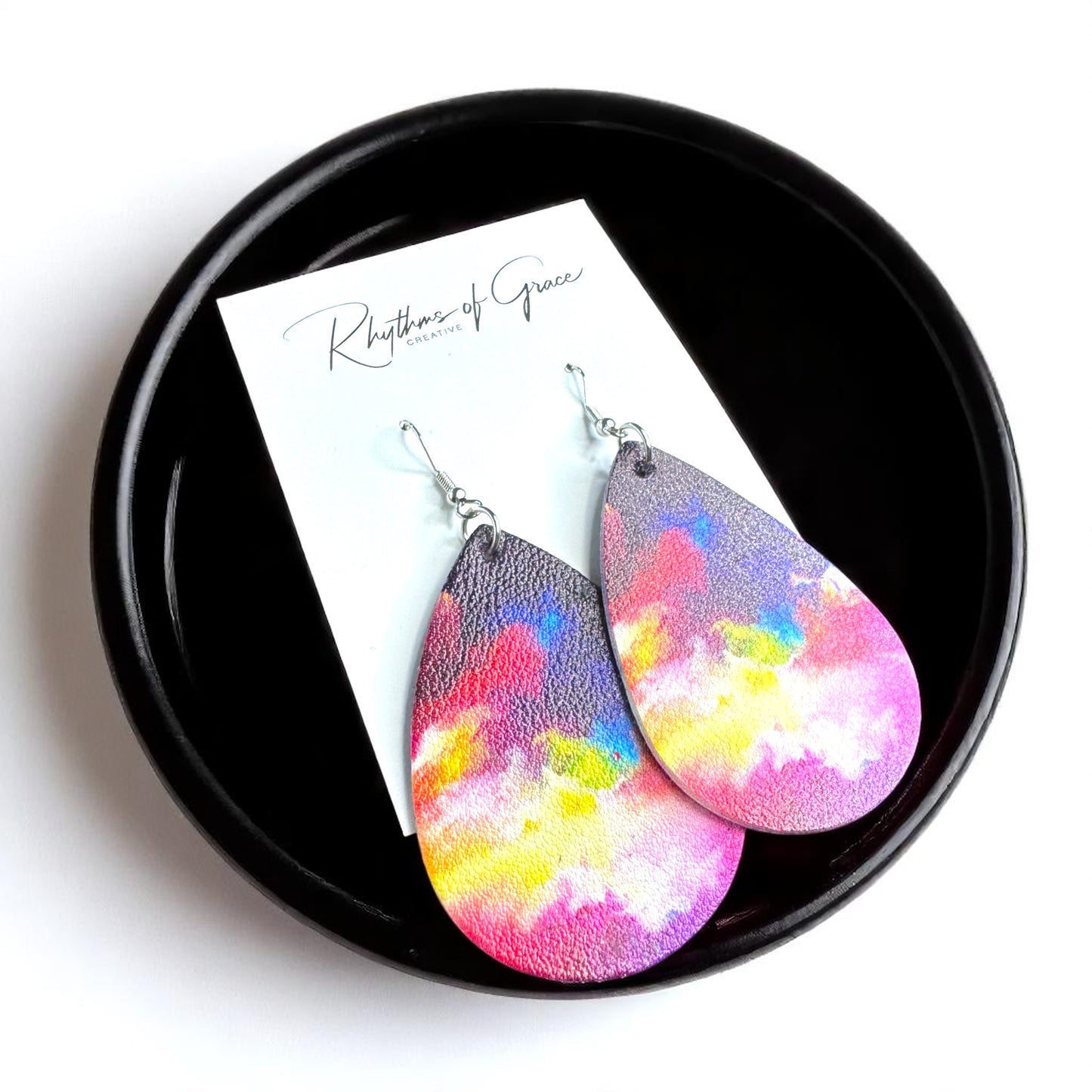 Vibrant Teardrop Dangle Earrings – Colorful Elegance in Every Drop!