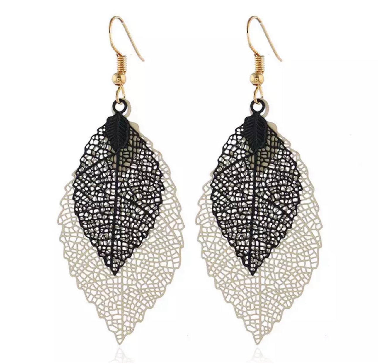 Vibrant Multicolored Earrings – A Splash of Fun for Your Ears! ✨
