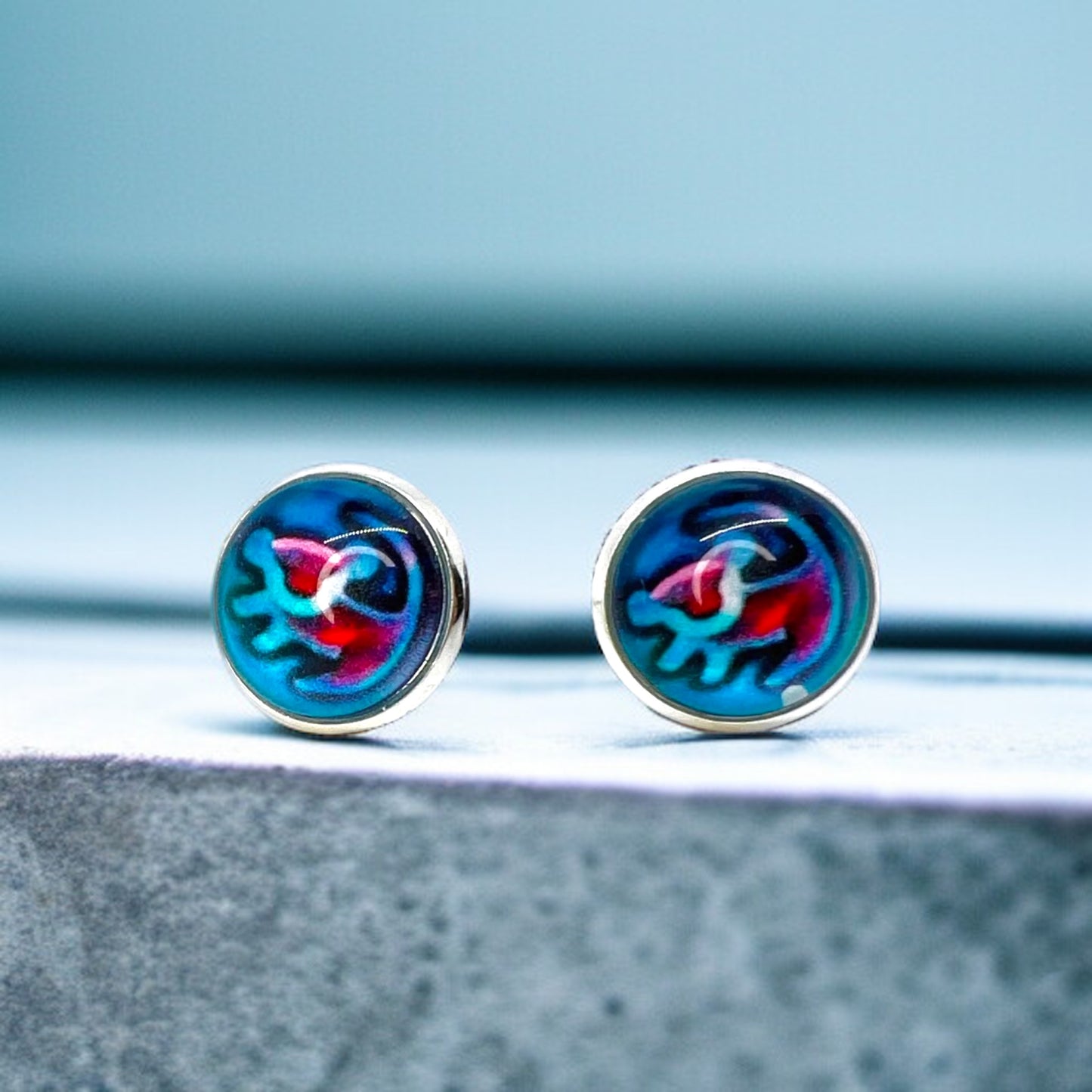 Roar into Style with Lion King Cabochon Stud Earrings!