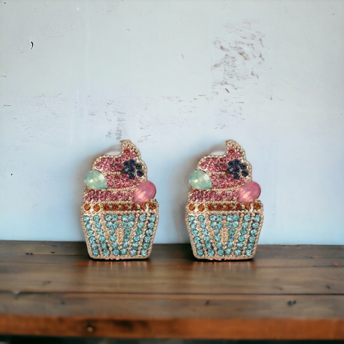 Sweet Treats for Your Ears: Sparkling Cupcake Earrings!