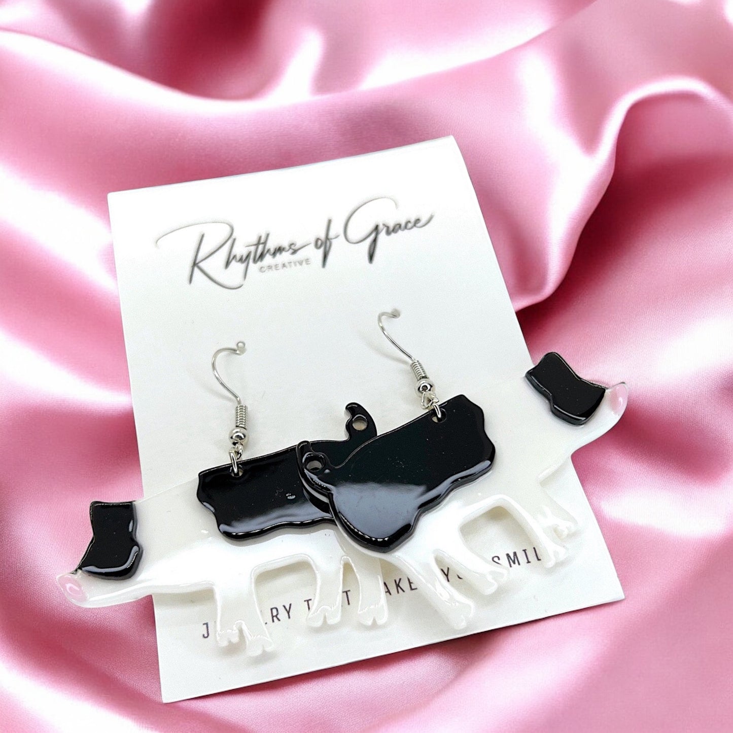 Oink-tastic Pig Dangle Earrings – Adorable Farmyard Charm for Every Occasion!