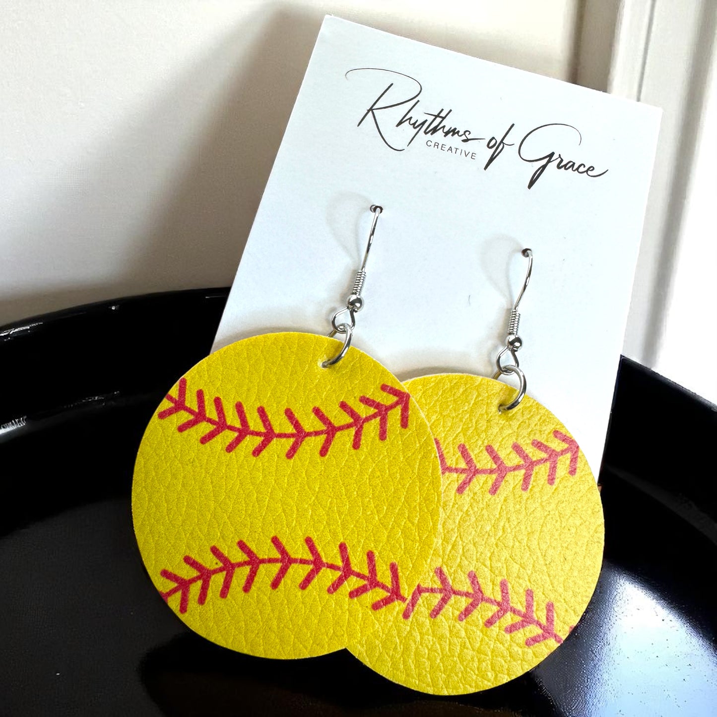 Catch the Game-Changer Softball Earrings! 🥎