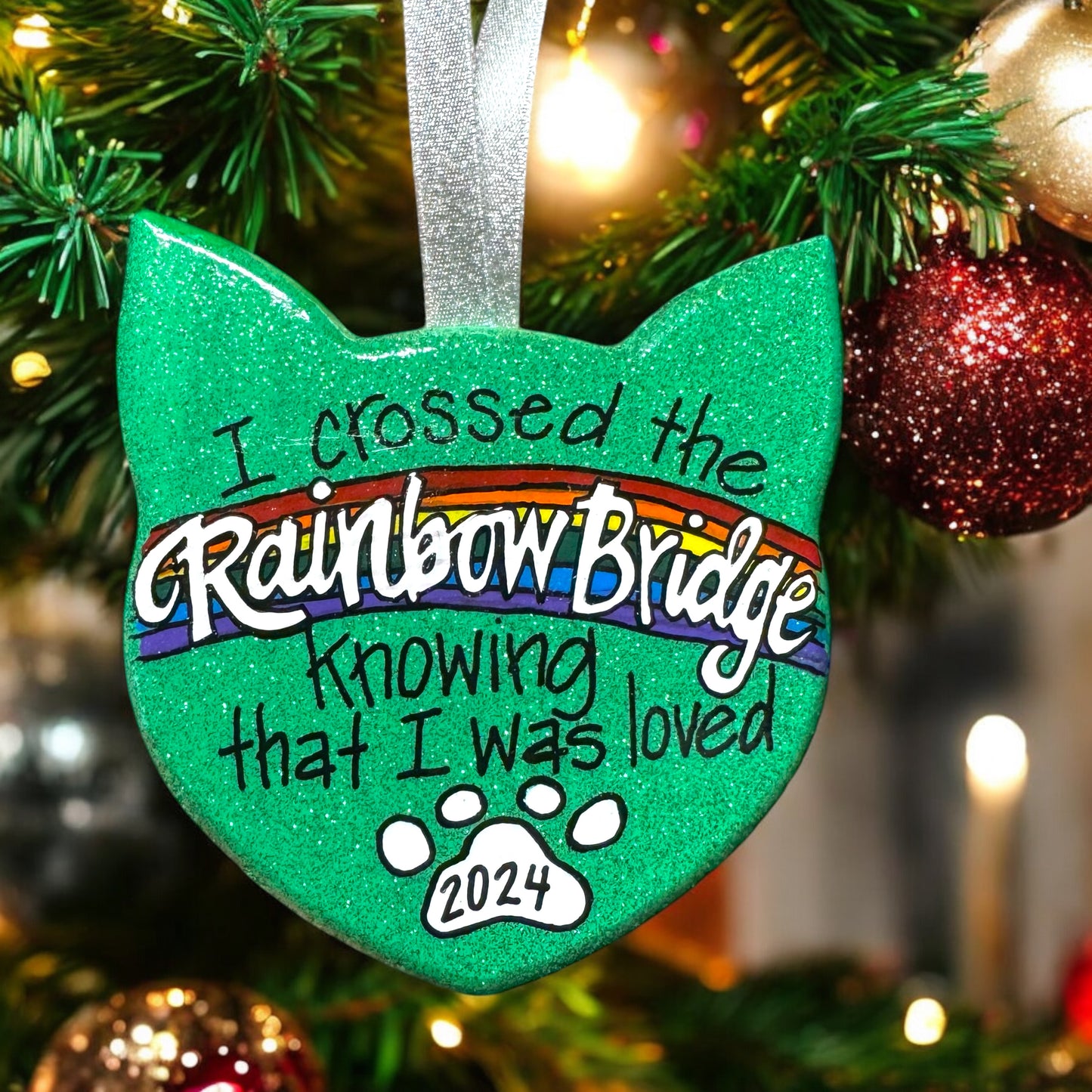 Purr-fect Tribute: Rainbow Bridge Cat Ornament