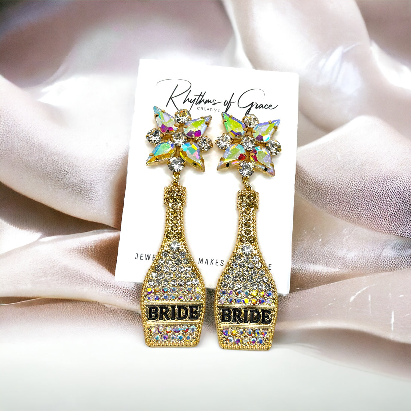 Radiant Rhinestone Bridal Earrings: Sparkle Your Way to 'I Do'!