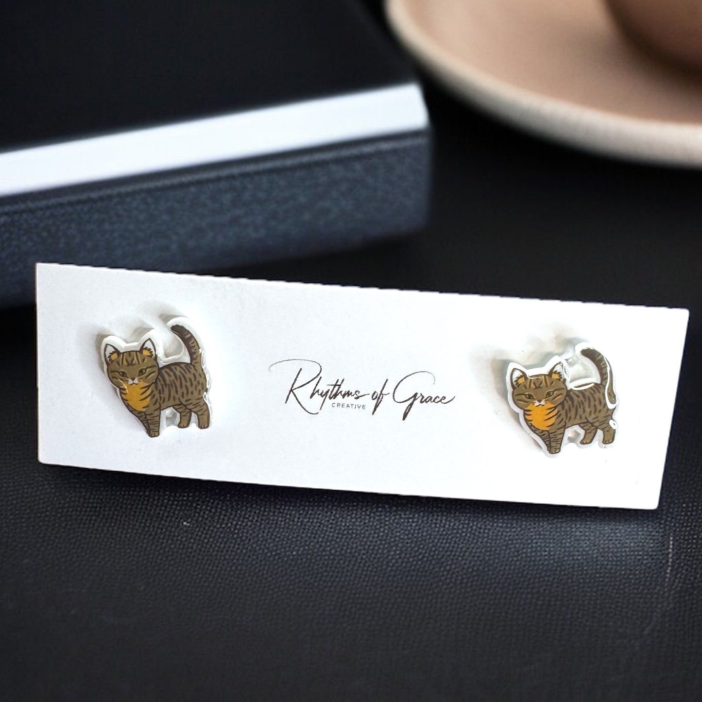 Feline Fine: Adorable Grey Tabby Cat Stud Earrings for Cat Lovers!