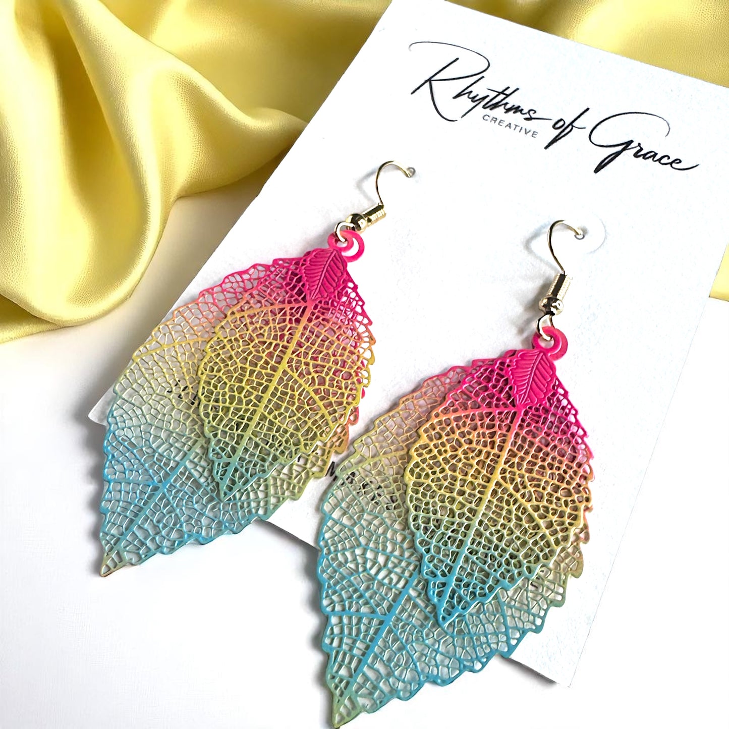 Vibrant Multicolored Earrings – A Splash of Fun for Your Ears! ✨