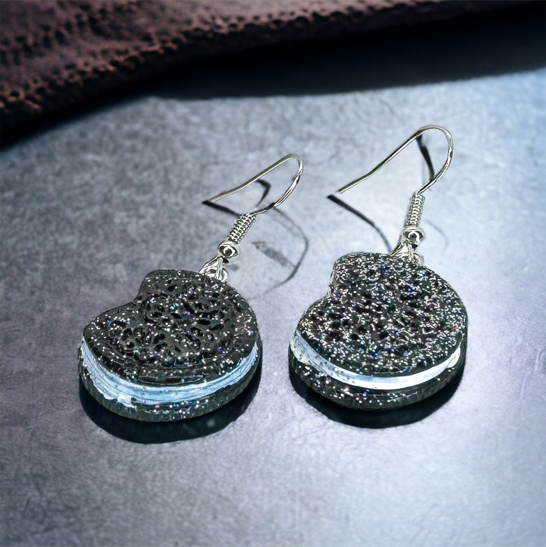Indulge Your Style: Chocolate Cookie Sandwich Earrings! 🍪