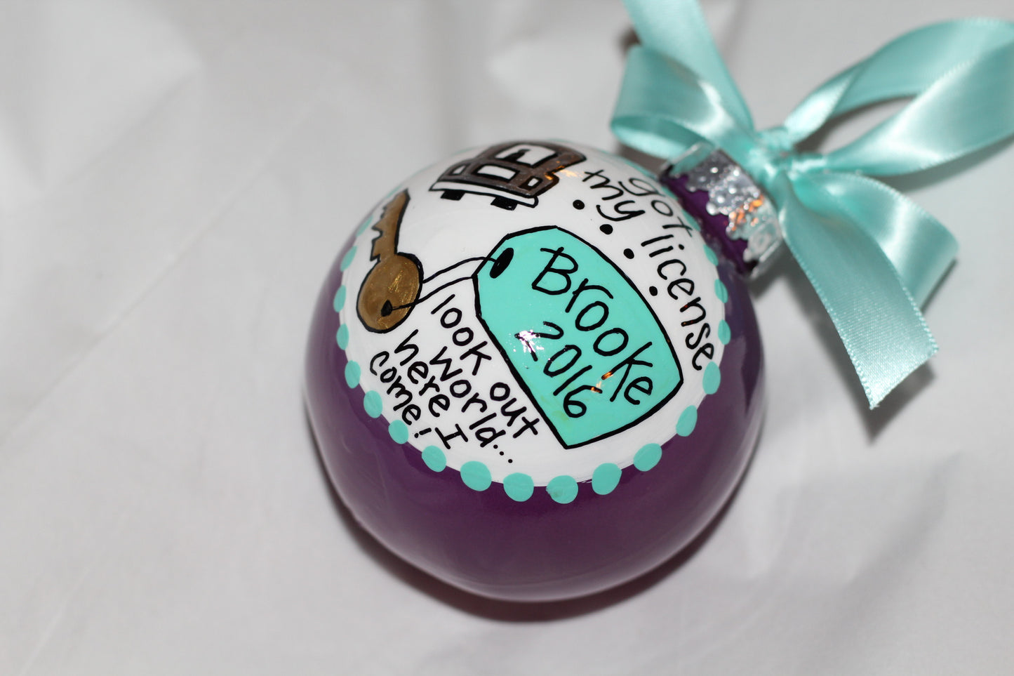 Christmas Ornament: "Driver's License" – Celebrate the New Driver in Your Life