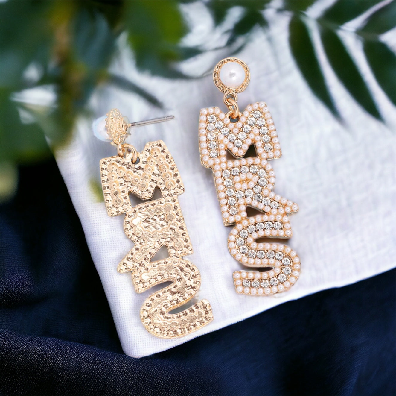 Dazzle on Your Big Day with Our Rhinestone MRS Earrings! 💍