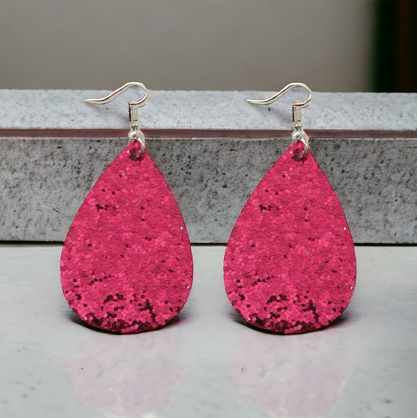 Sparkle & Shine: Glitter Teardrop Dangle Earrings ✨