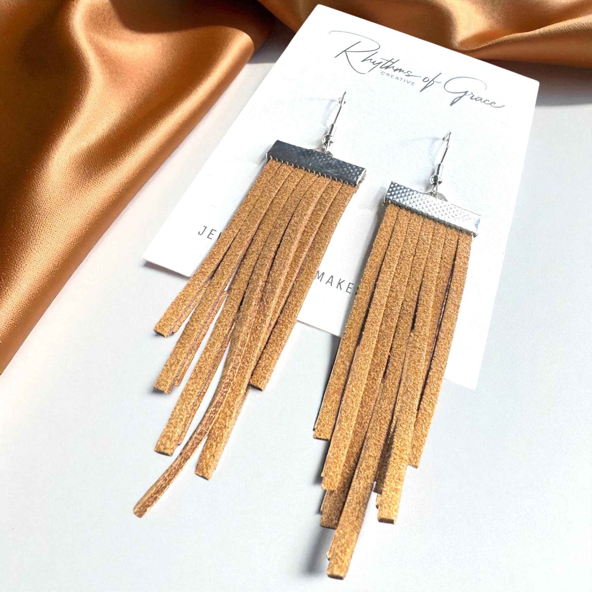 Fringe Boho Dangle Earrings: Embrace the Bohemian Vibe!
