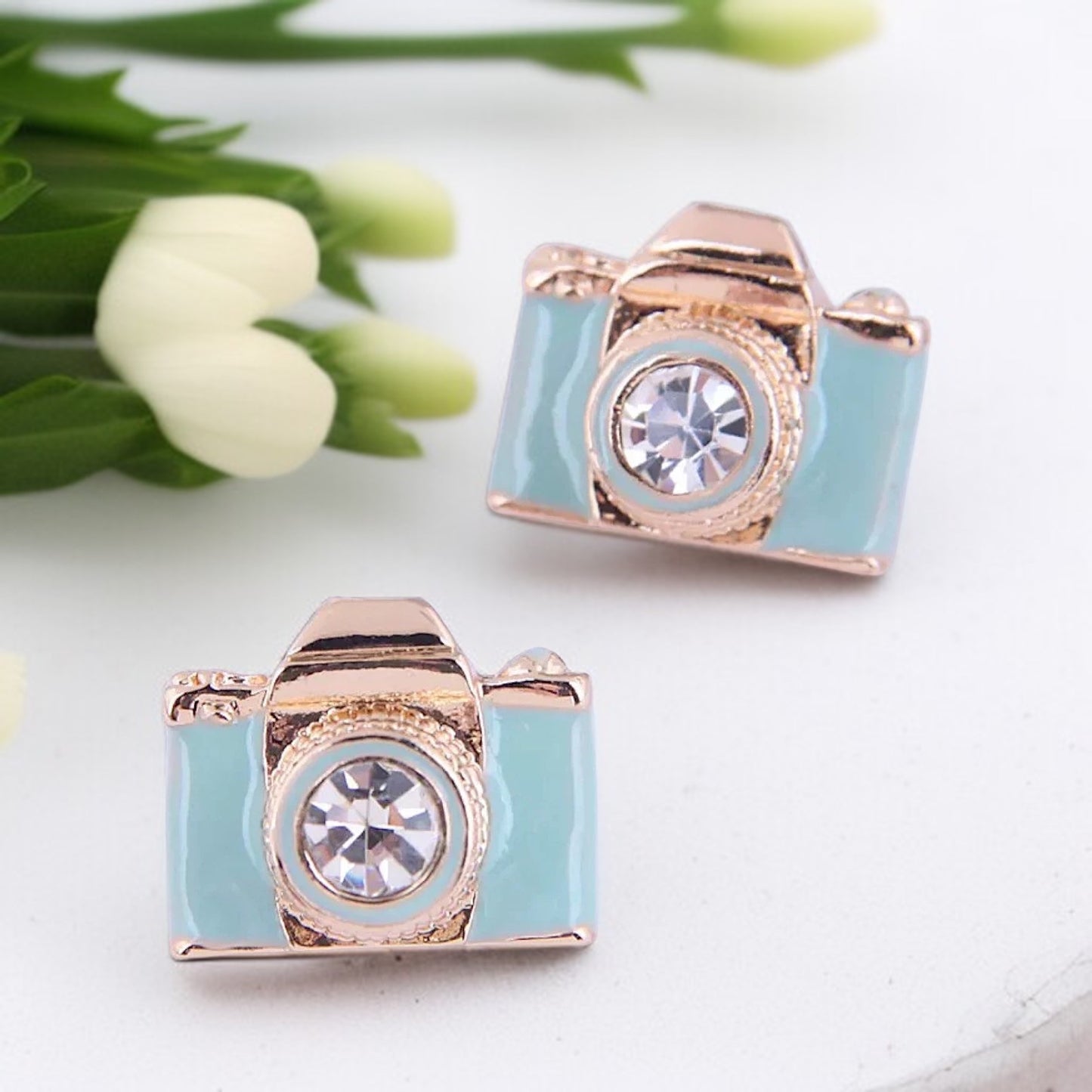 Snap Chic: Dazzling Camera Rhinestone Stud Earrings in White, Pink & Blue!