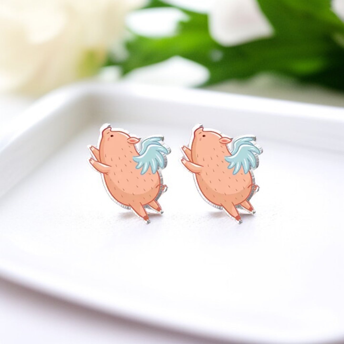 Soar with Style: Adorable Flying Pig Stud Earrings!