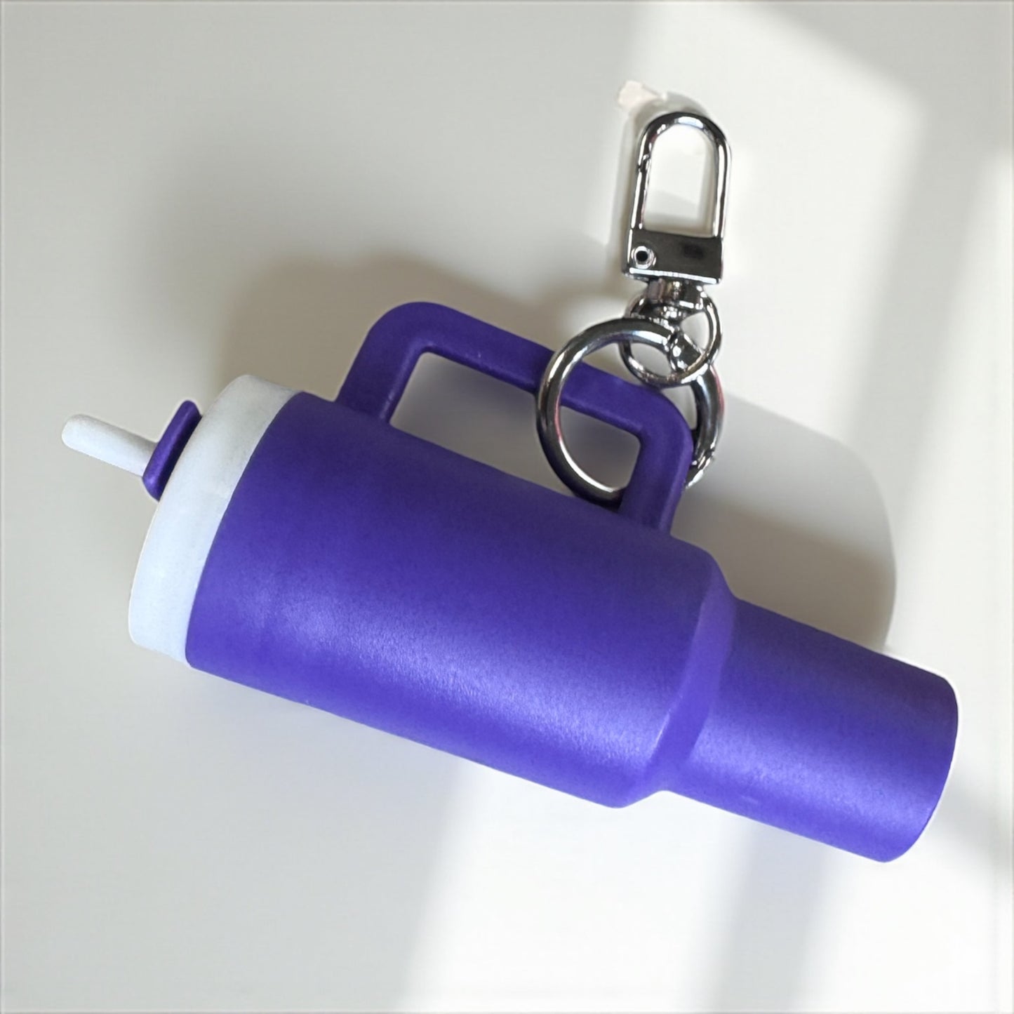 Sip, Store, & Shine: Mini Tumbler Keychains!