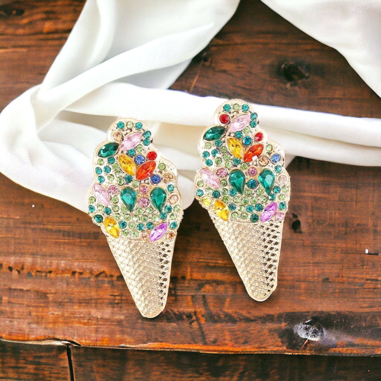 Sweeten Your Style with Our Rhinestone Ice Cream Earrings! 🍦
