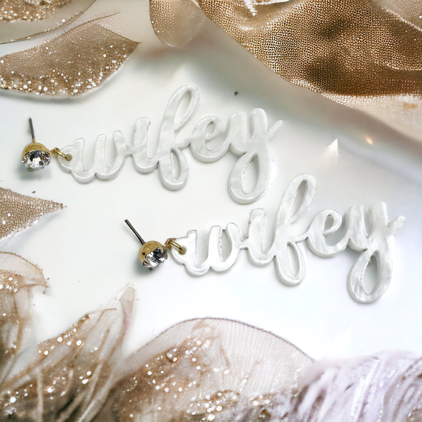 Wifey for Lifey – Marbled Bridal Earrings with Sparkle